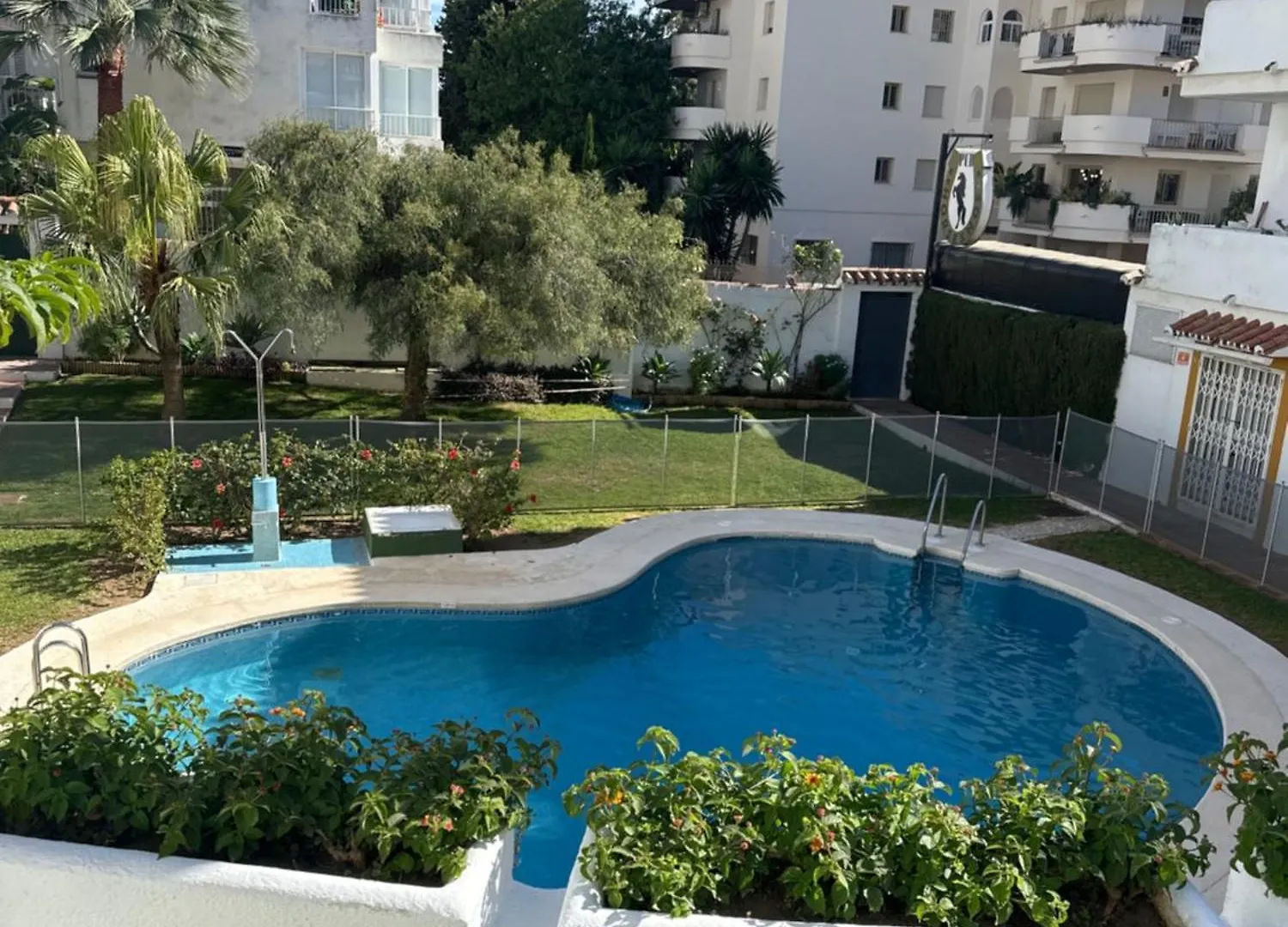 Homestay Urbanizacion Privada Apartment Marbella